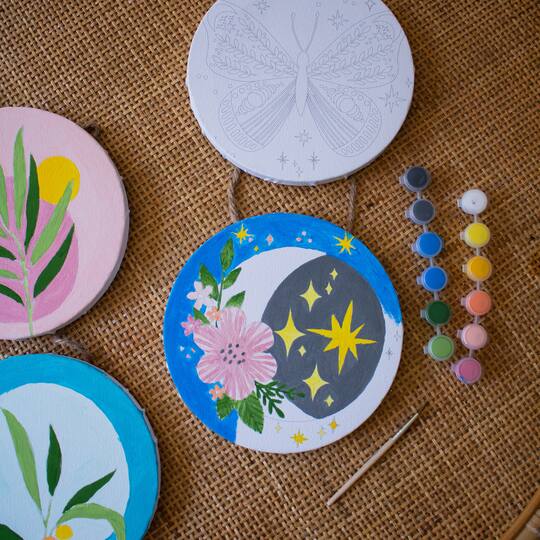 Art 101 Plants & Moth Paintable Canvas Wall Art Kits